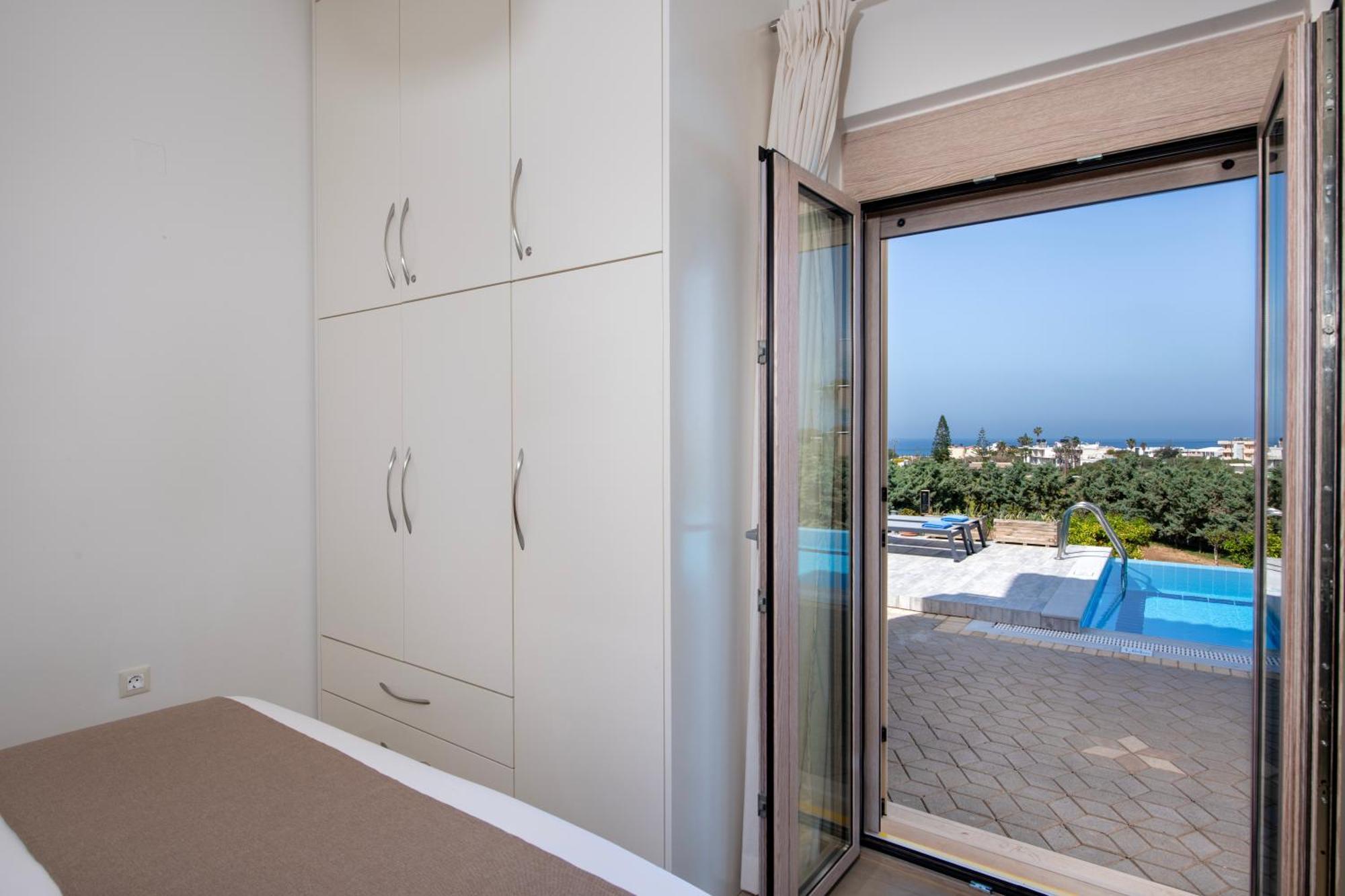Four Seasons Private Villa - Seaview - Big Heated Pool - Gym - Sport Activities Gouves Exteriér fotografie
